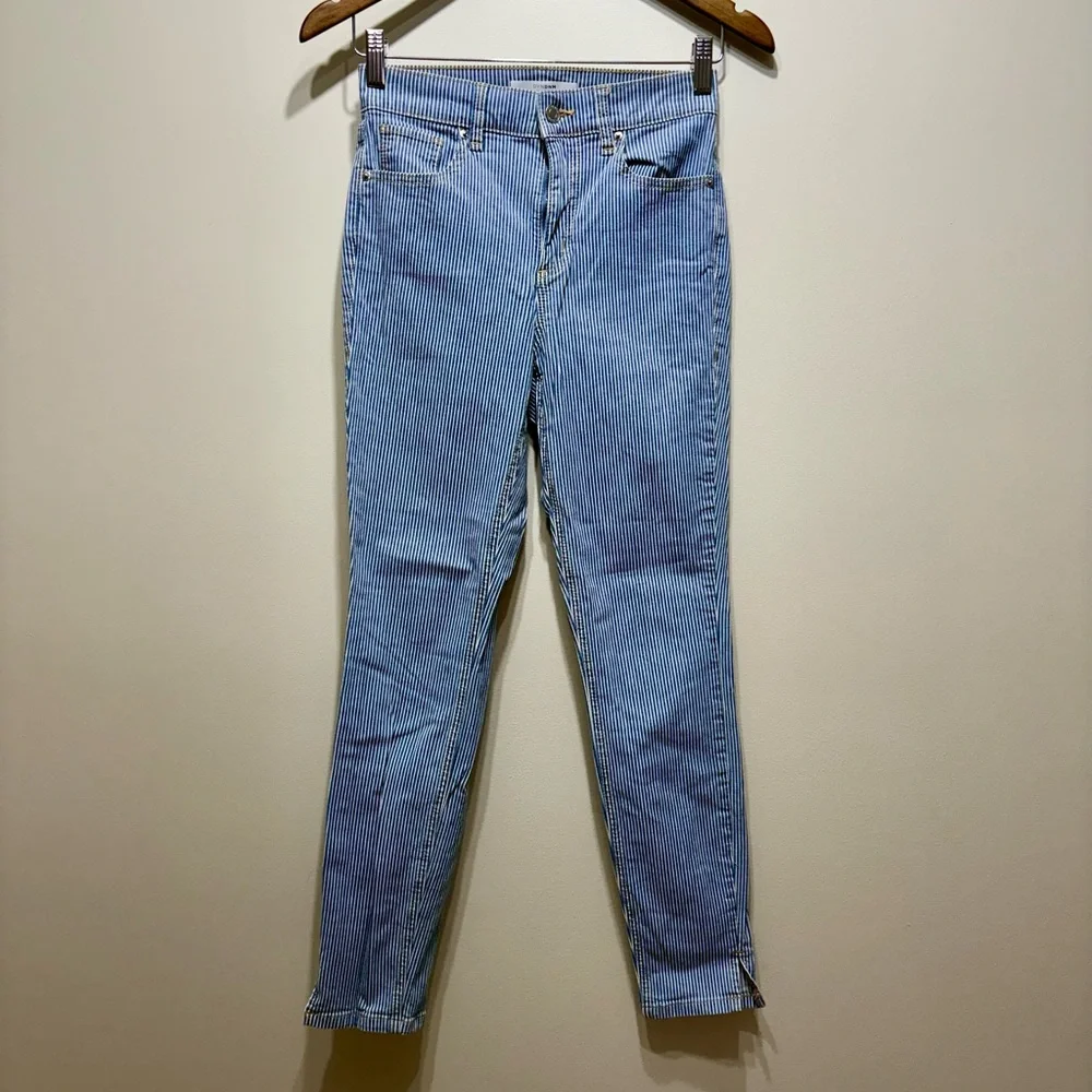 Dynamite High Rise Striped Skinny Jeans Blue White Stretch Denim Size 26 - Picture 9 of 9